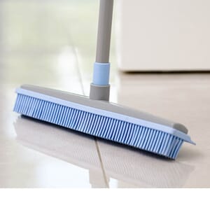 Kost med gummibust og teleskopskaft